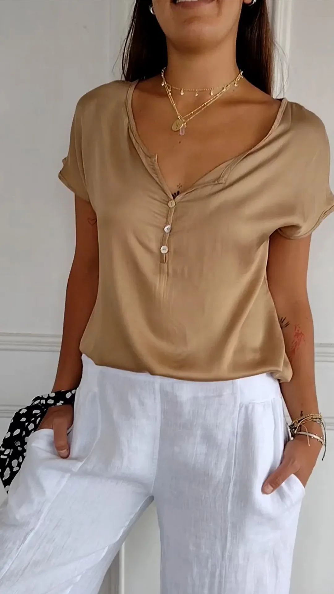 April® | T-shirt with a V-neck in casual elegance