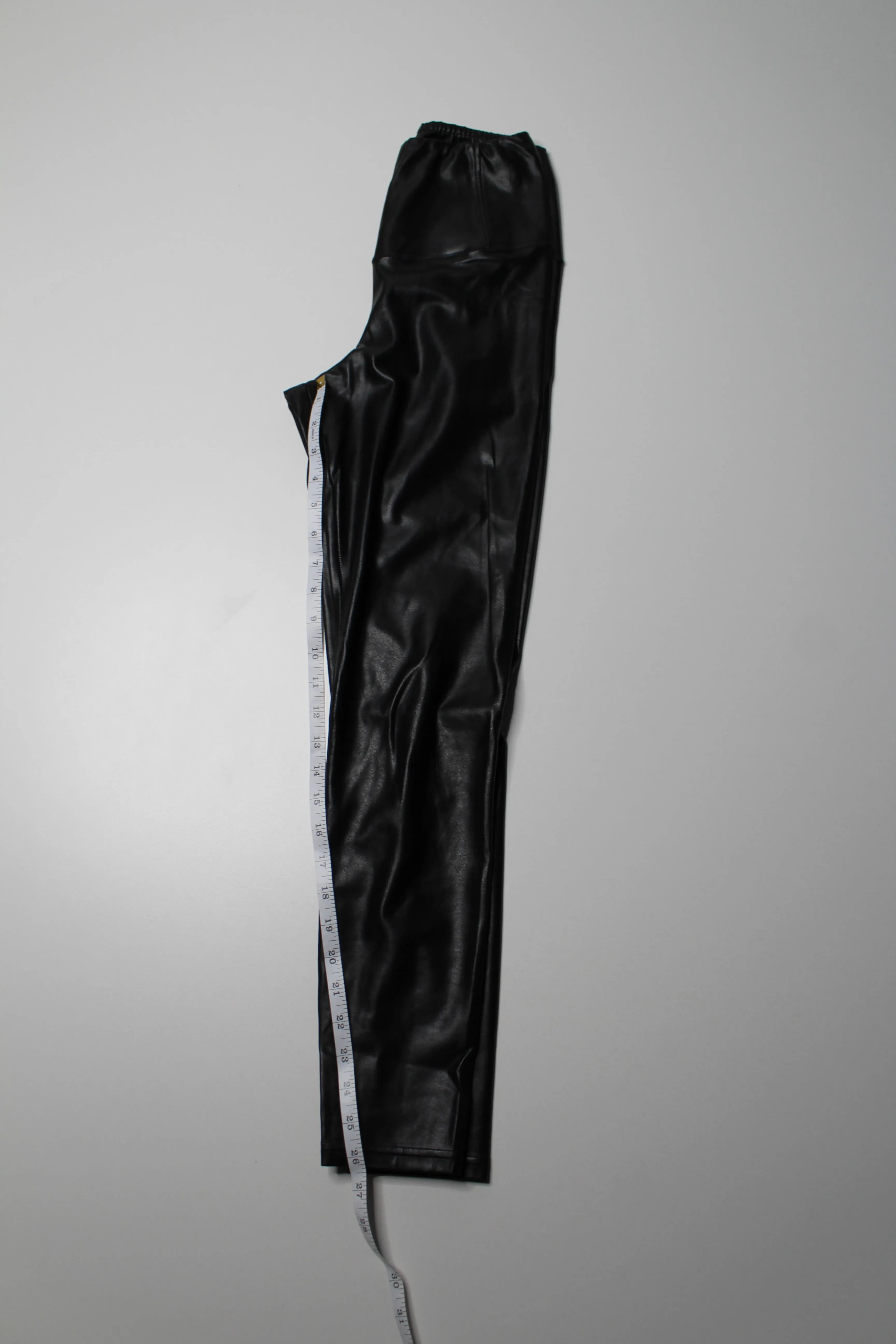 Aritzia Wilfred Free black 'daria' faux leather legging, size xs *ankle length