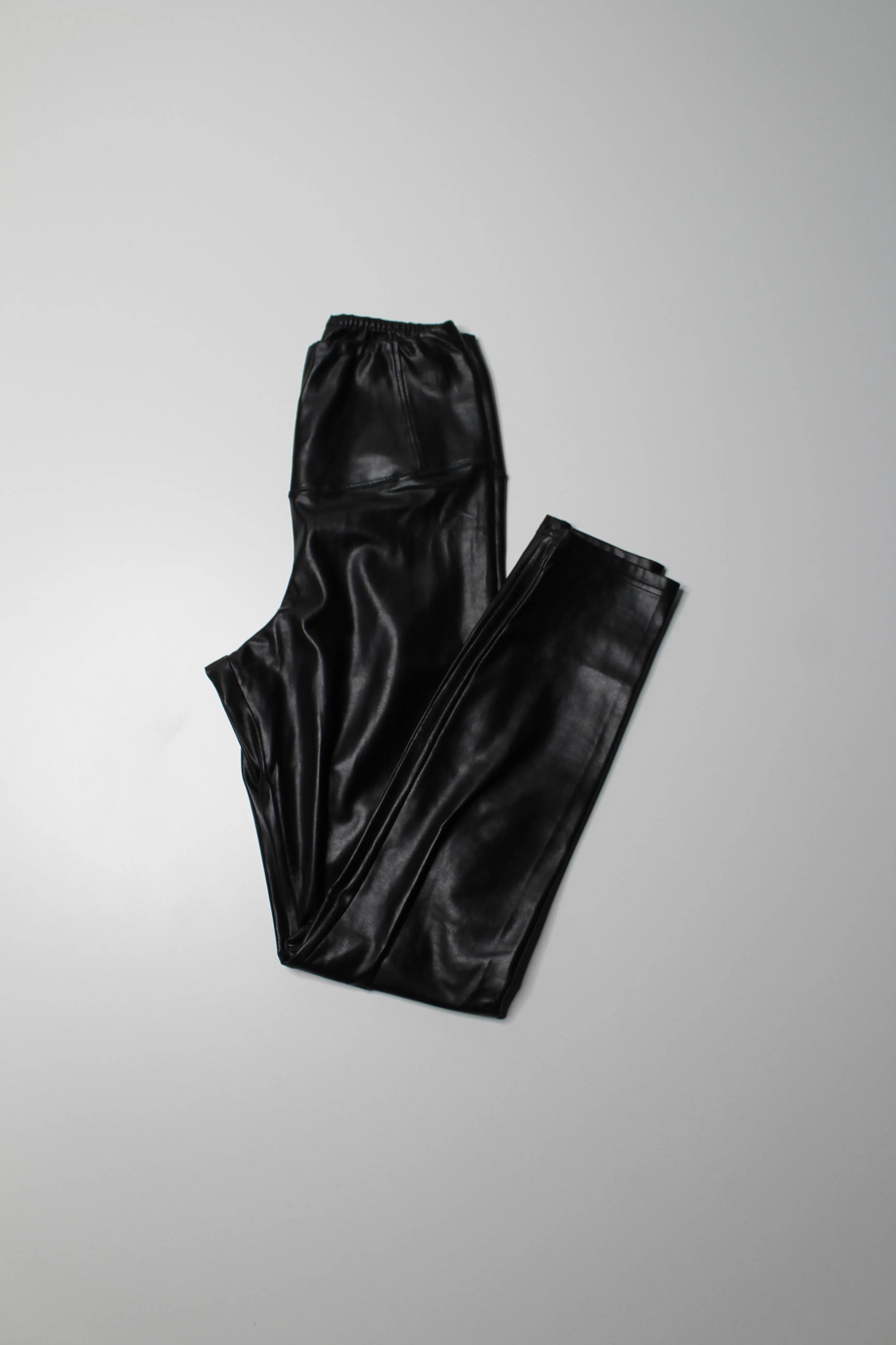 Aritzia Wilfred Free black 'daria' faux leather legging, size xs *ankle length