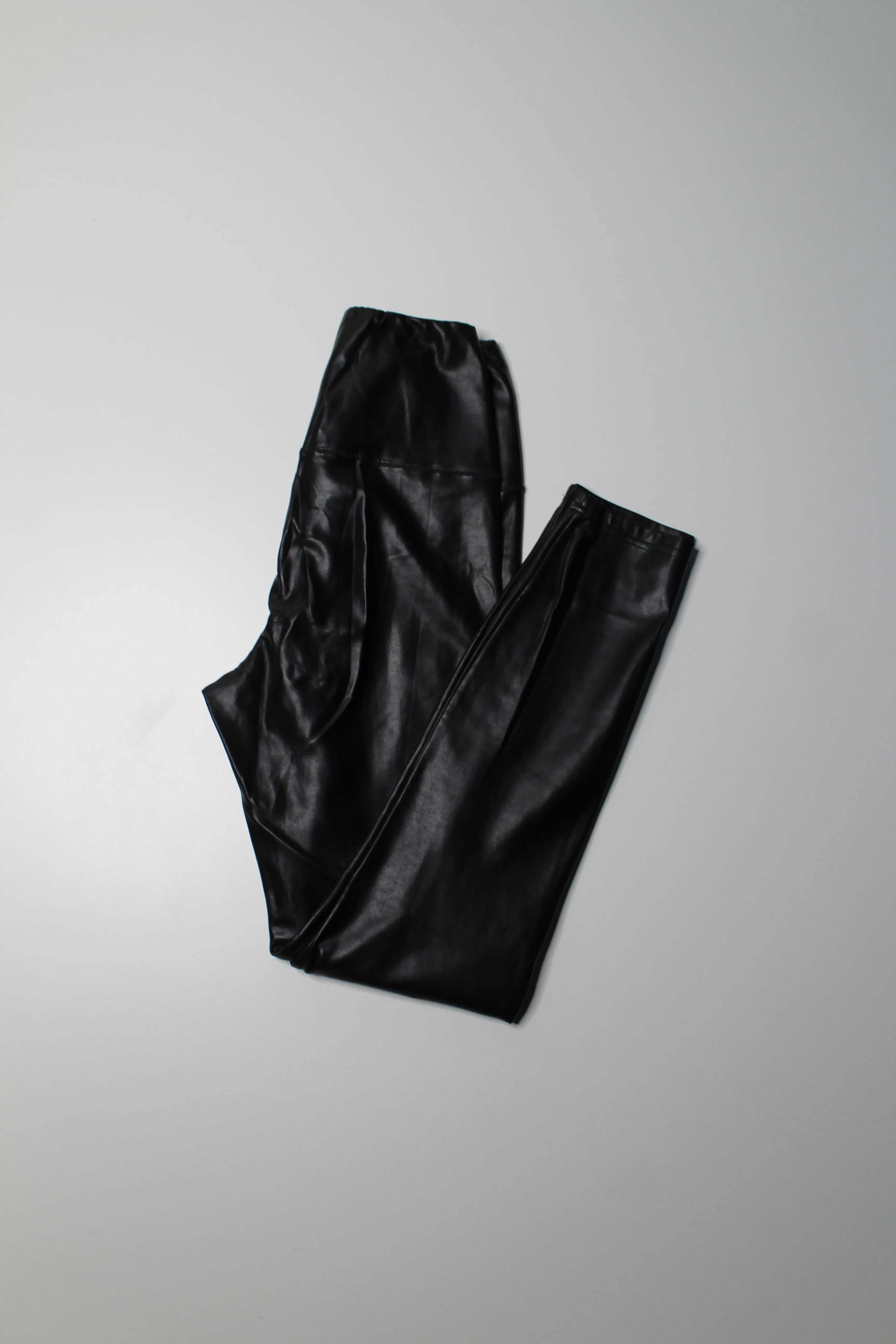 Aritzia Wilfred Free black 'daria' faux leather legging, size xs *ankle length