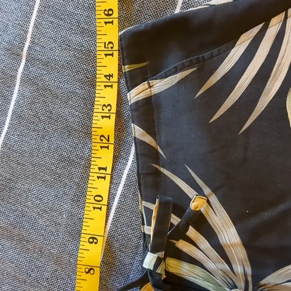 Banana Bay® Hawaiian shorts!
