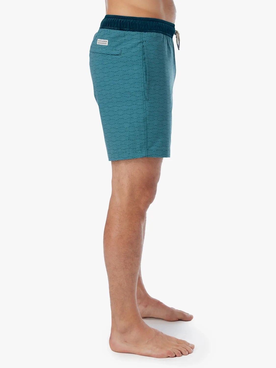 Bayberry Trunk | Green Waves