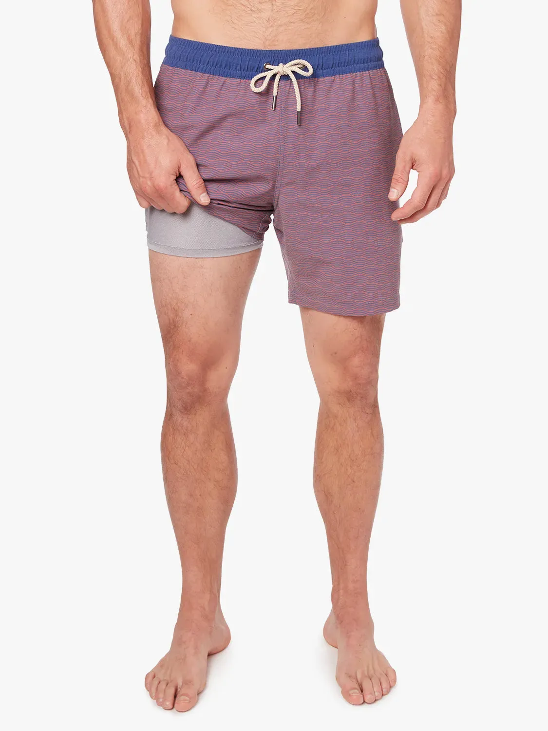 Bayberry Trunk | Red Waves
