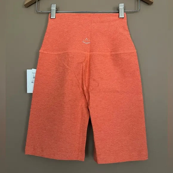 {Beyond Yoga} High Waisted Biker Shorts in Radiant Coral Heather - Womens Small