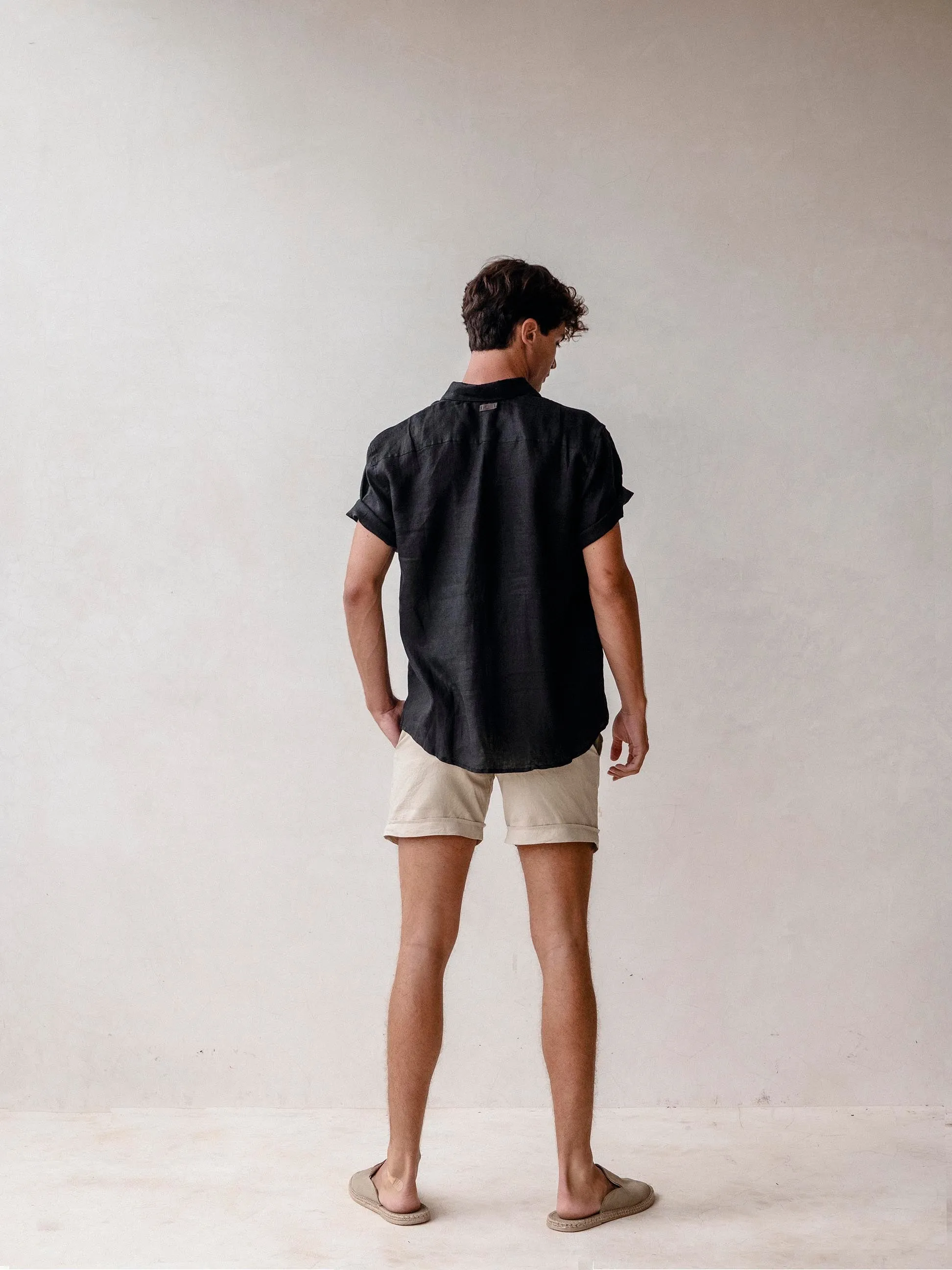 CAPRI Tailored Linen Shorts