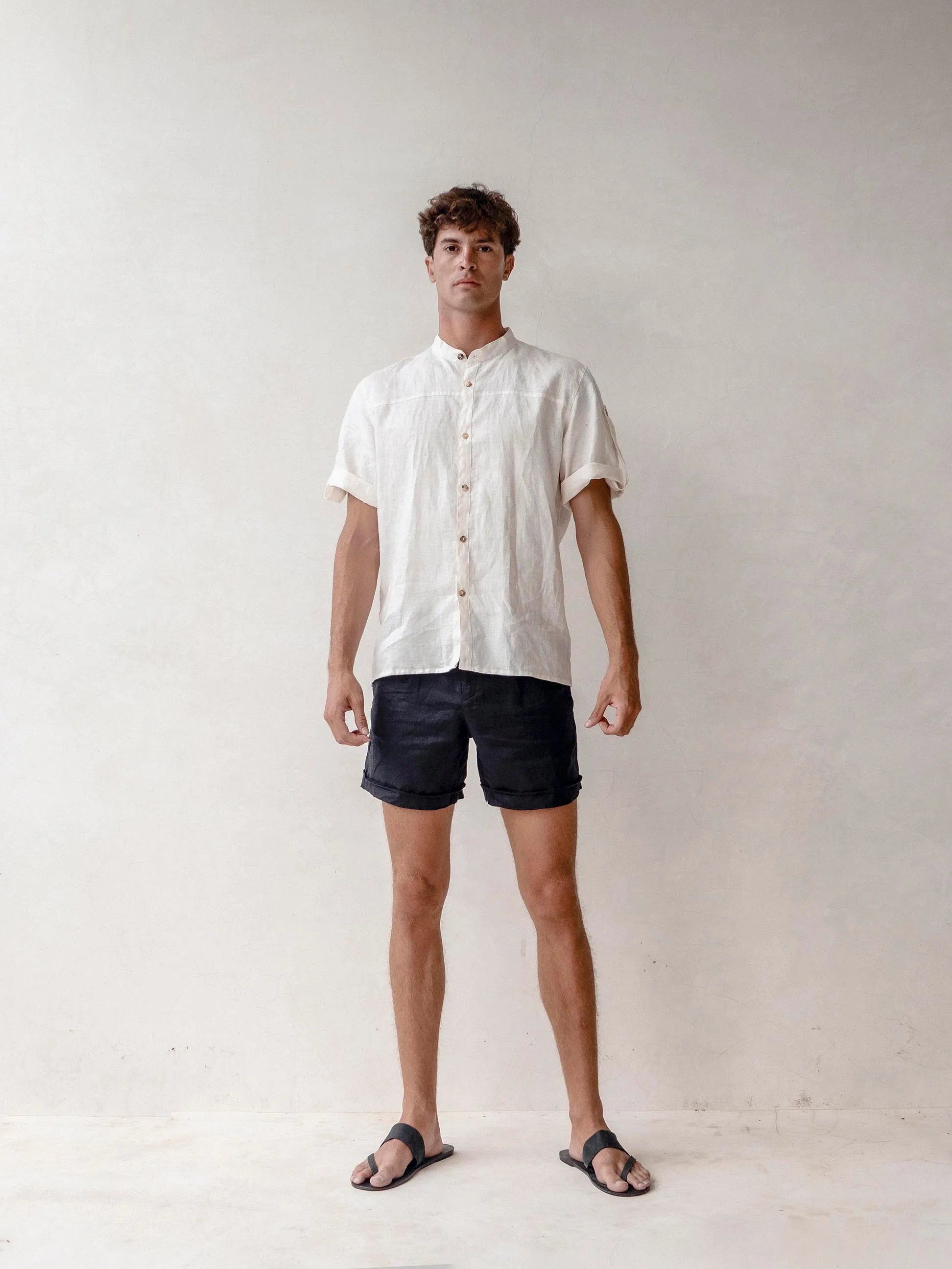 CAPRI Tailored Linen Shorts