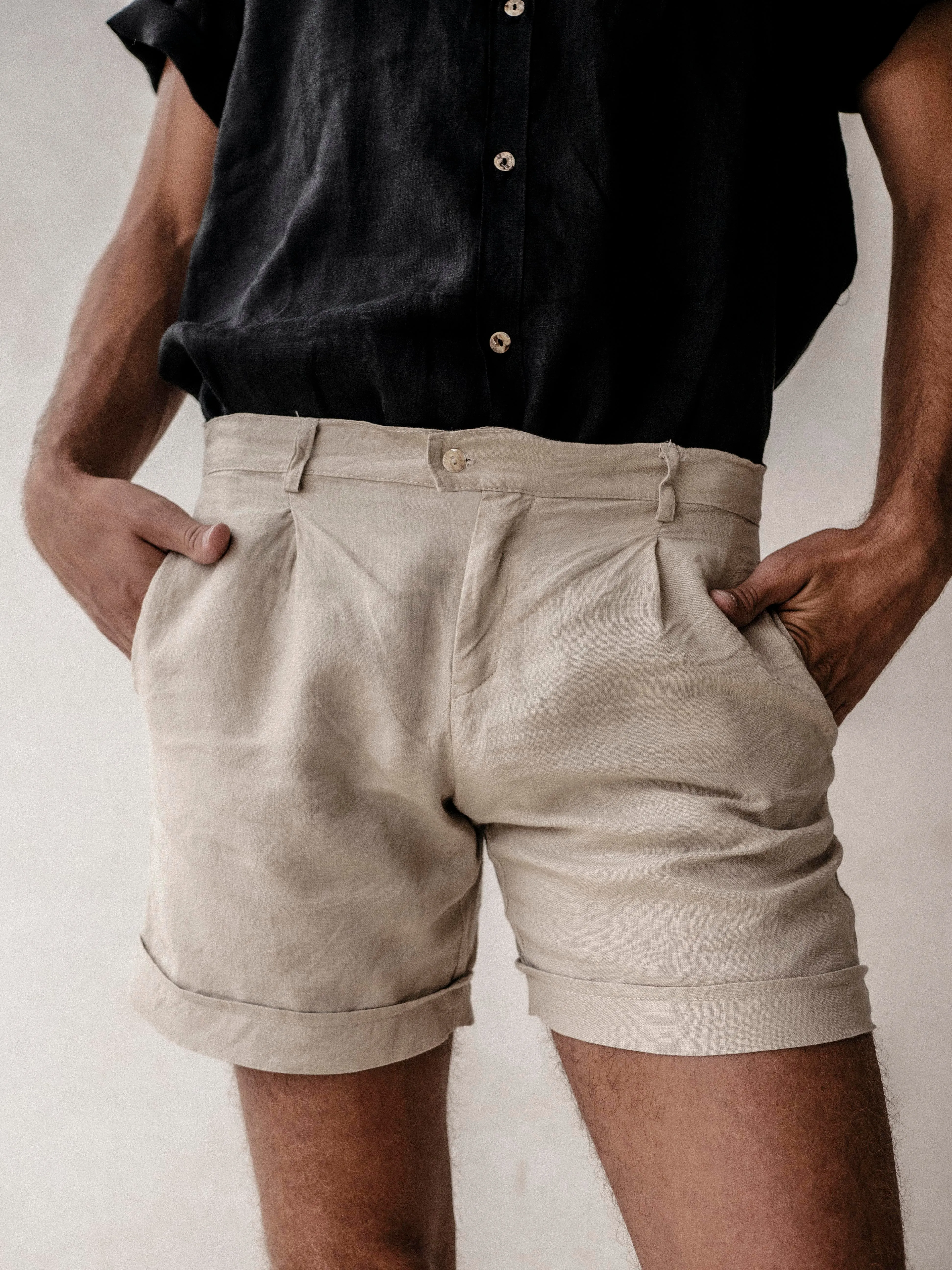 CAPRI Tailored Linen Shorts