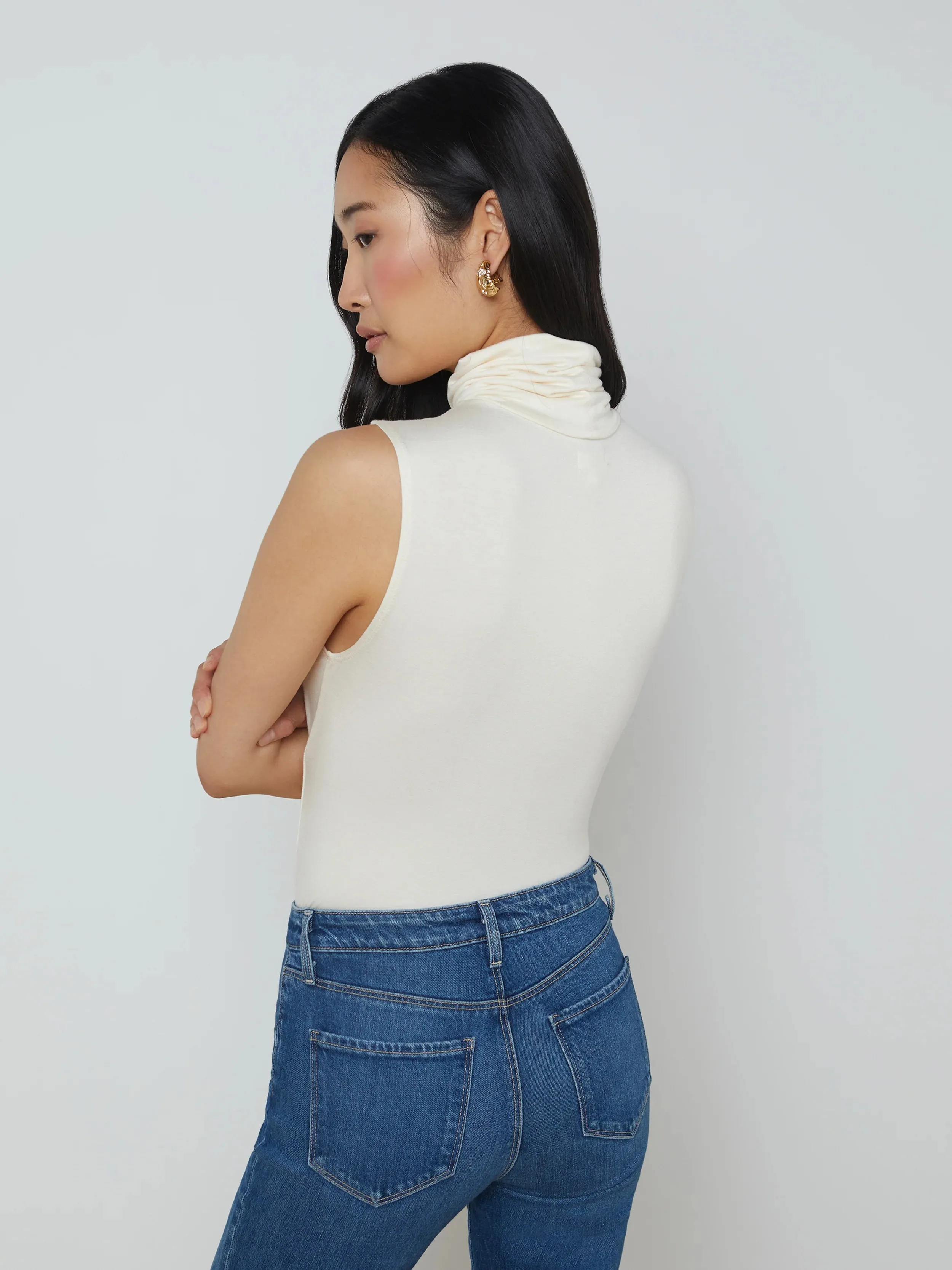 CECI SLEEVELESS TURTLENECK