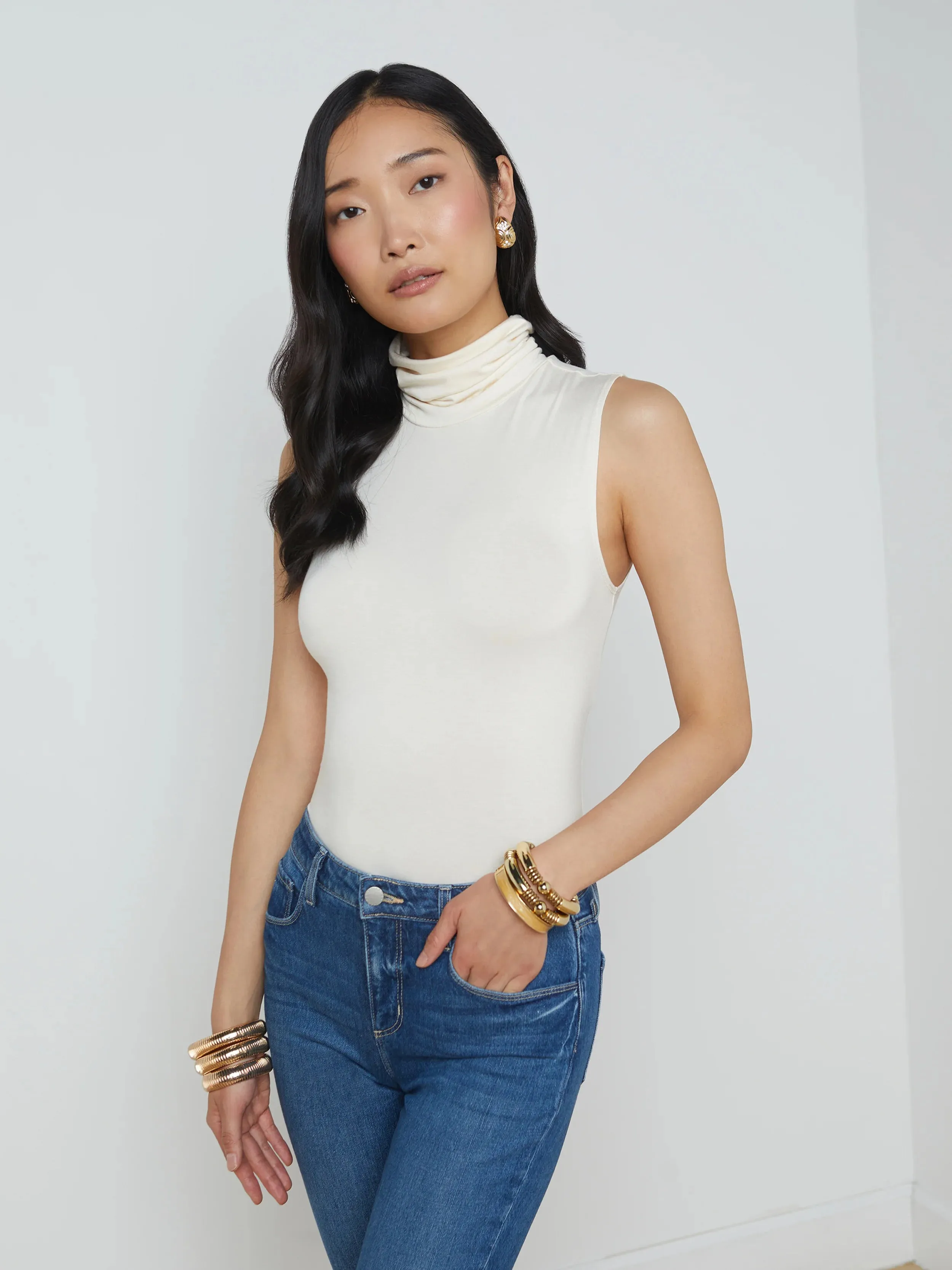 CECI SLEEVELESS TURTLENECK