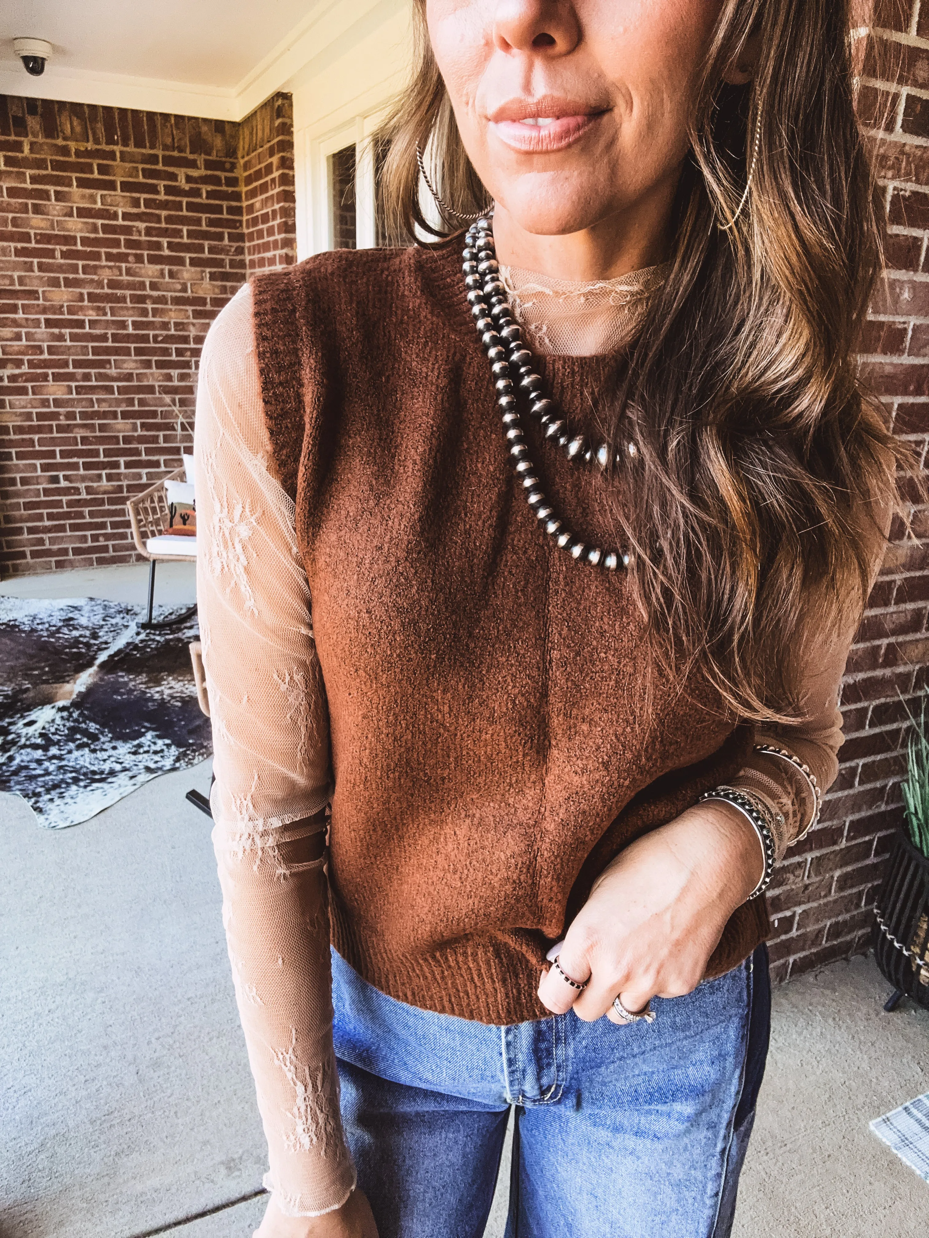Chestnut Sleeveless Crop Sweater Vest with Rib Detail