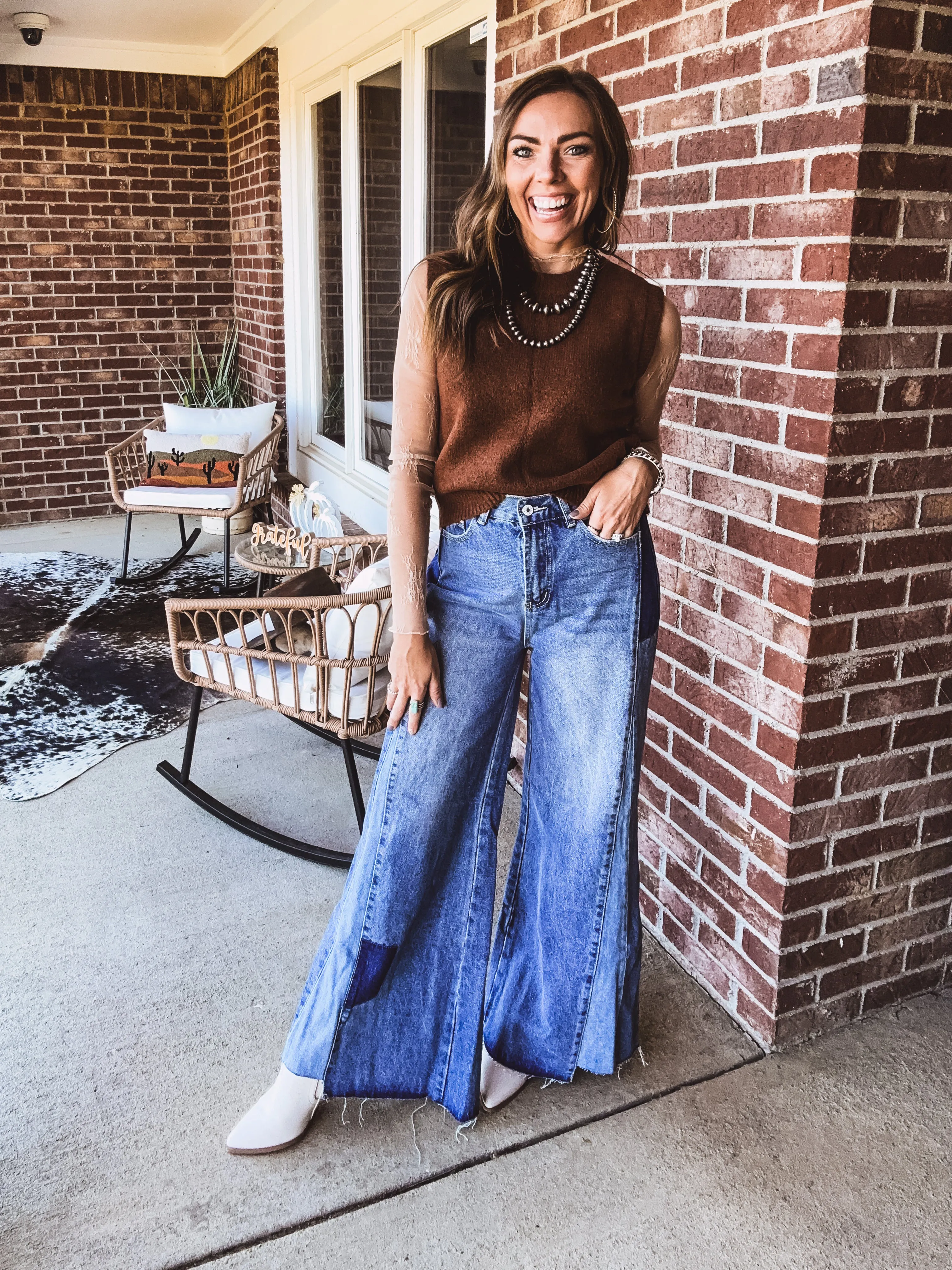 Chestnut Sleeveless Crop Sweater Vest with Rib Detail