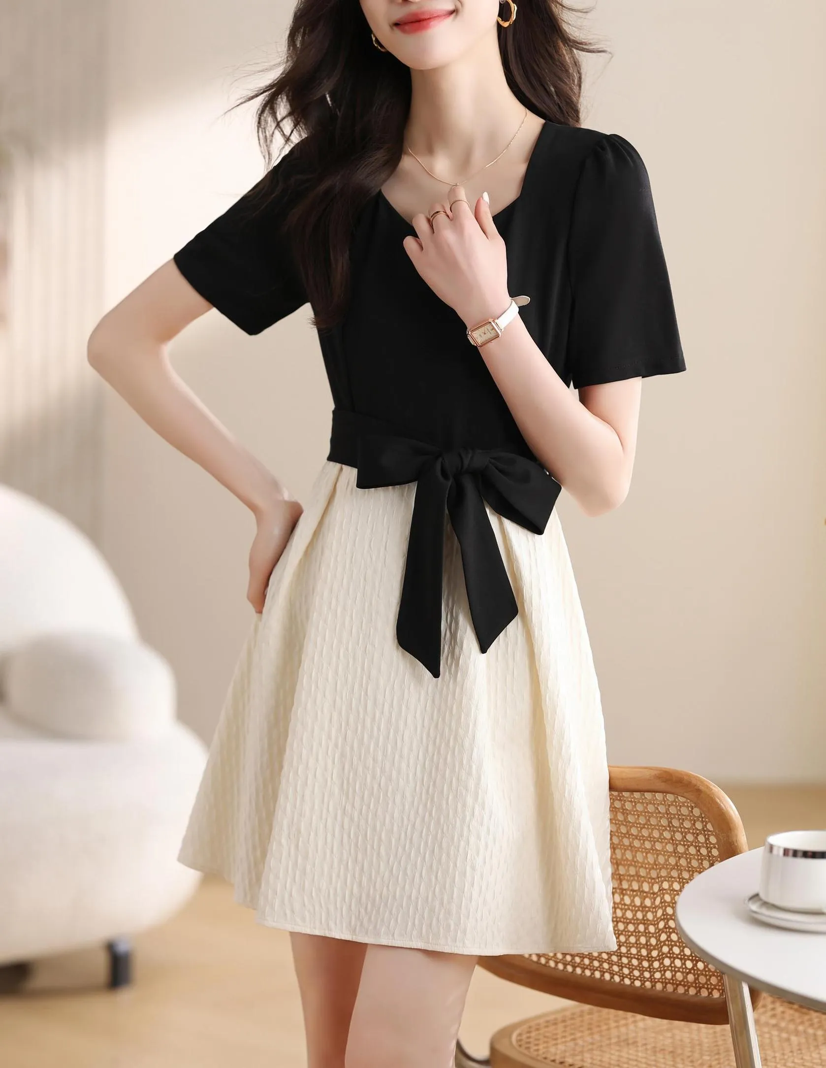 Chic Black and White Faux Two-Piece T-Shirt Dress for a Modern Look