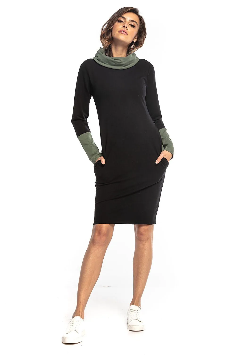 Chic Fitted Sweatshirt Knit Daydress