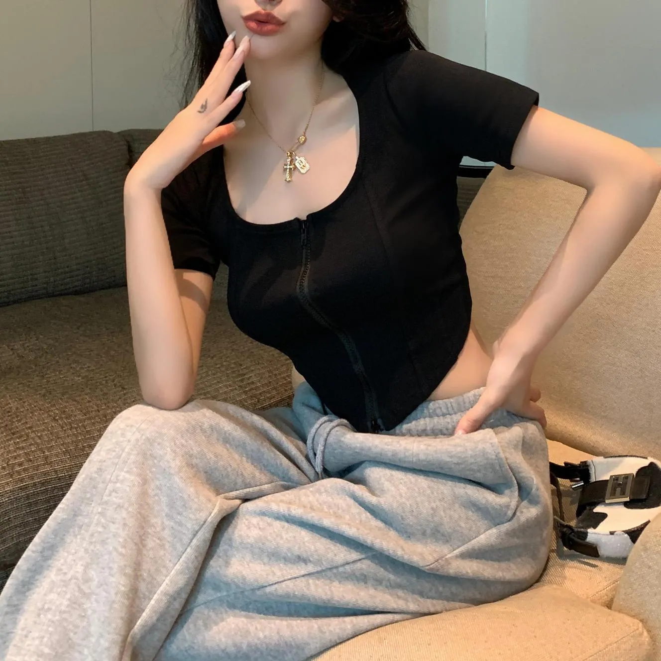 Chic Solid Zip-up T-Shirt for Women with Corset Design
