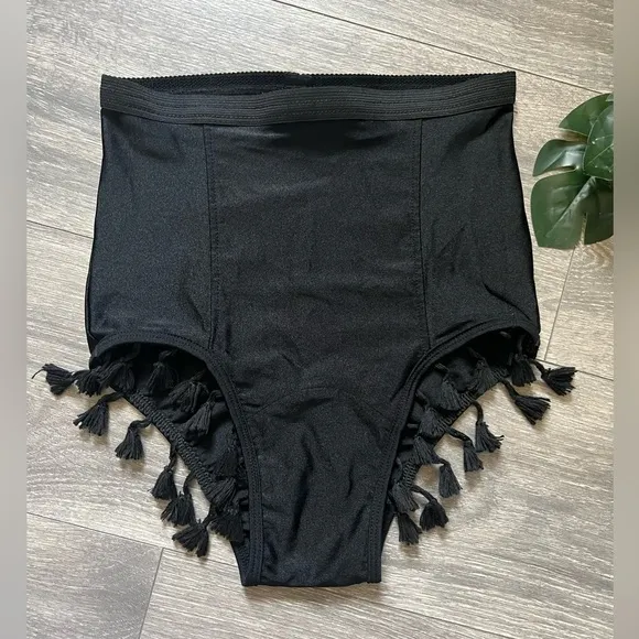 EastWest label super high waisted stretchy Desert Undies/shorts size S