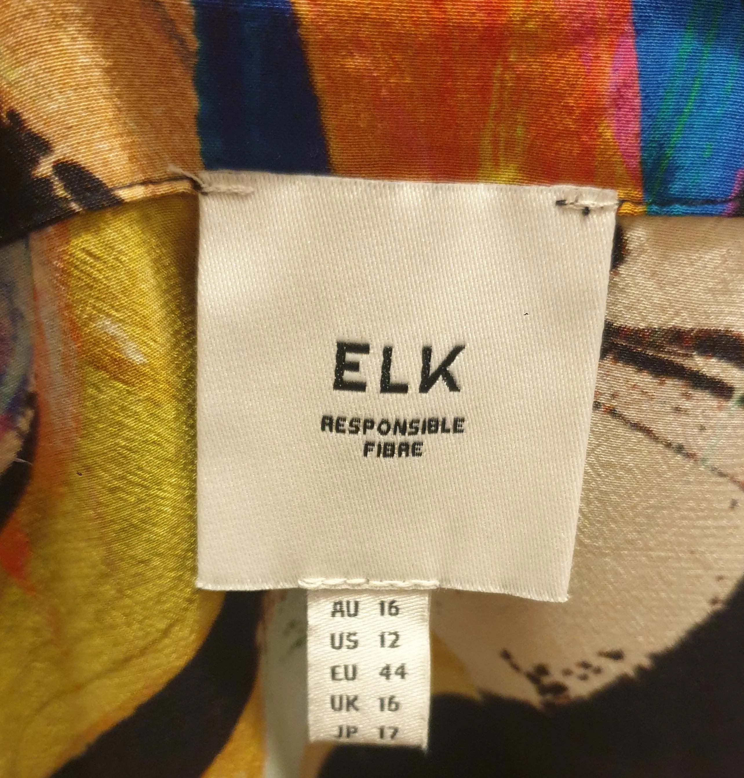Elk colourful wrap style top size 16