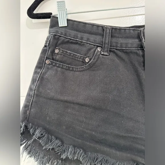 Free People We the Free distressed high waisted mom jean shorts black denim 26
