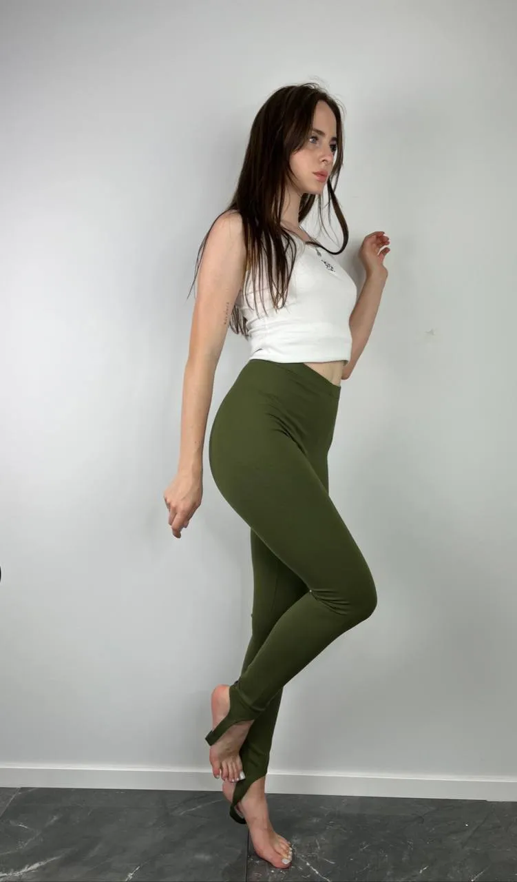 Green leggings