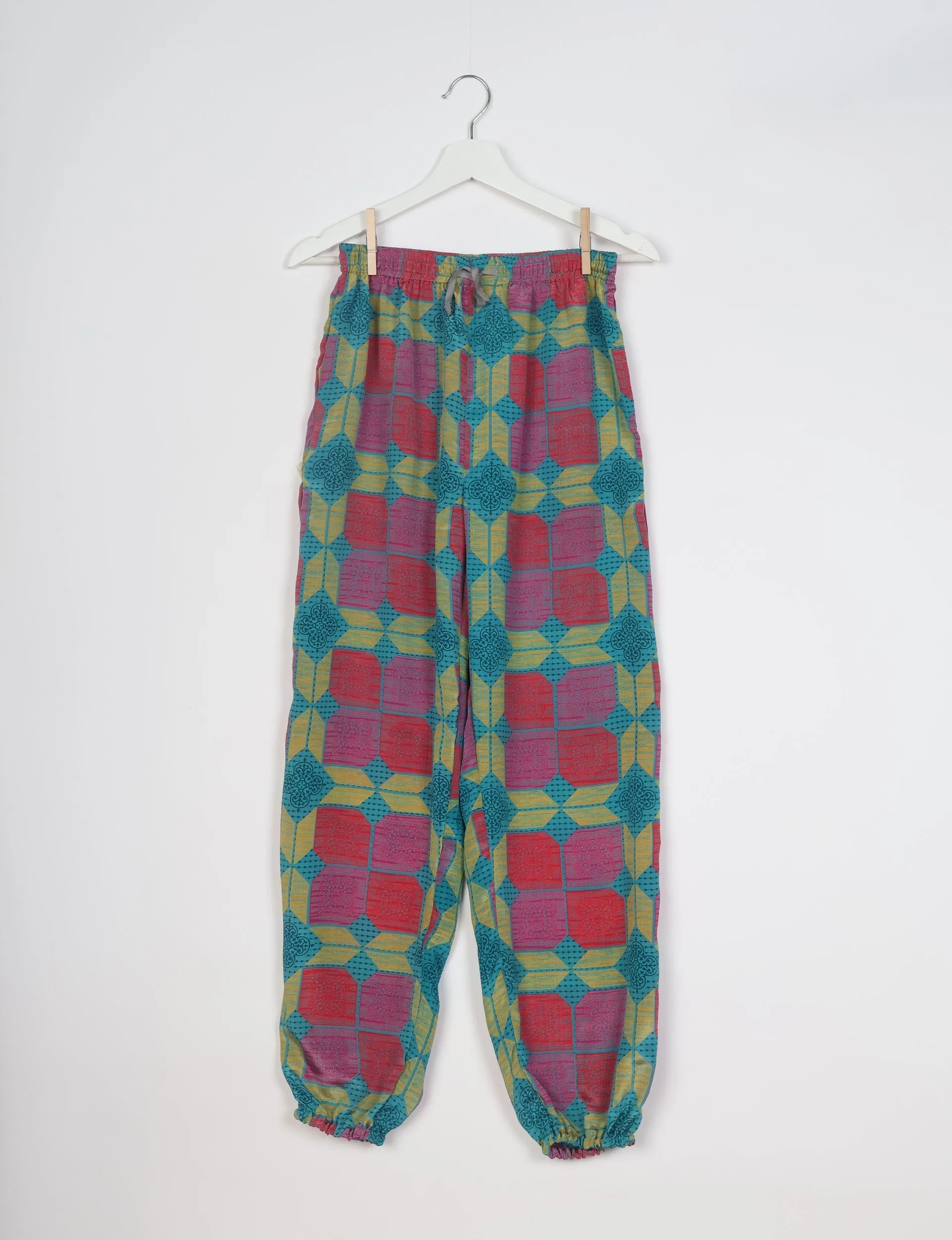 JOGGER PANTS
