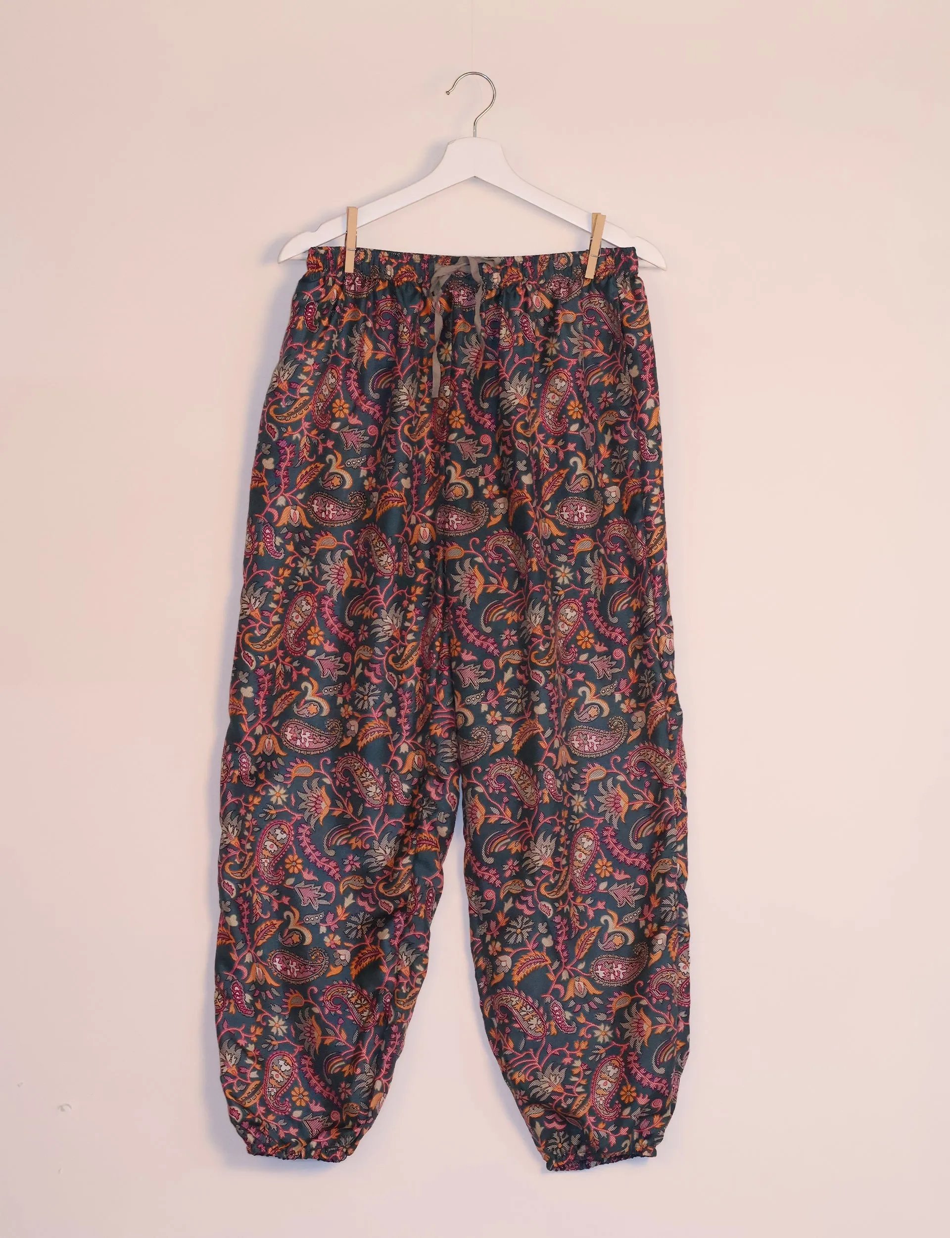 JOGGER PANTS