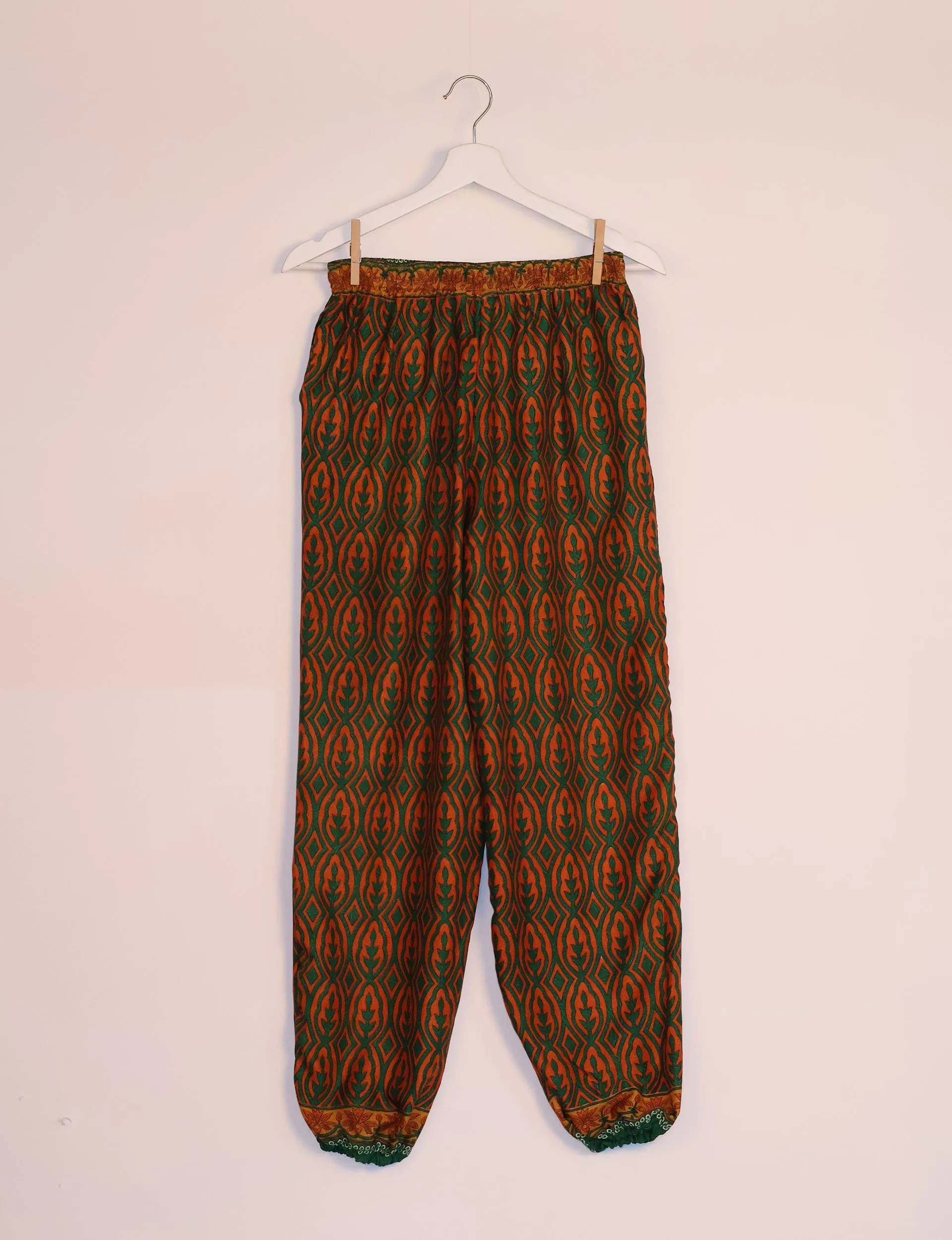 JOGGER PANTS
