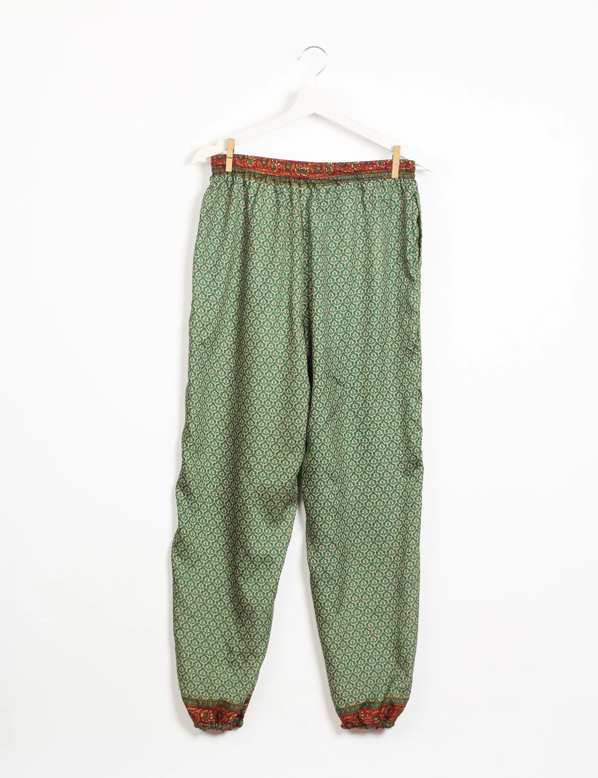 JOGGER PANTS