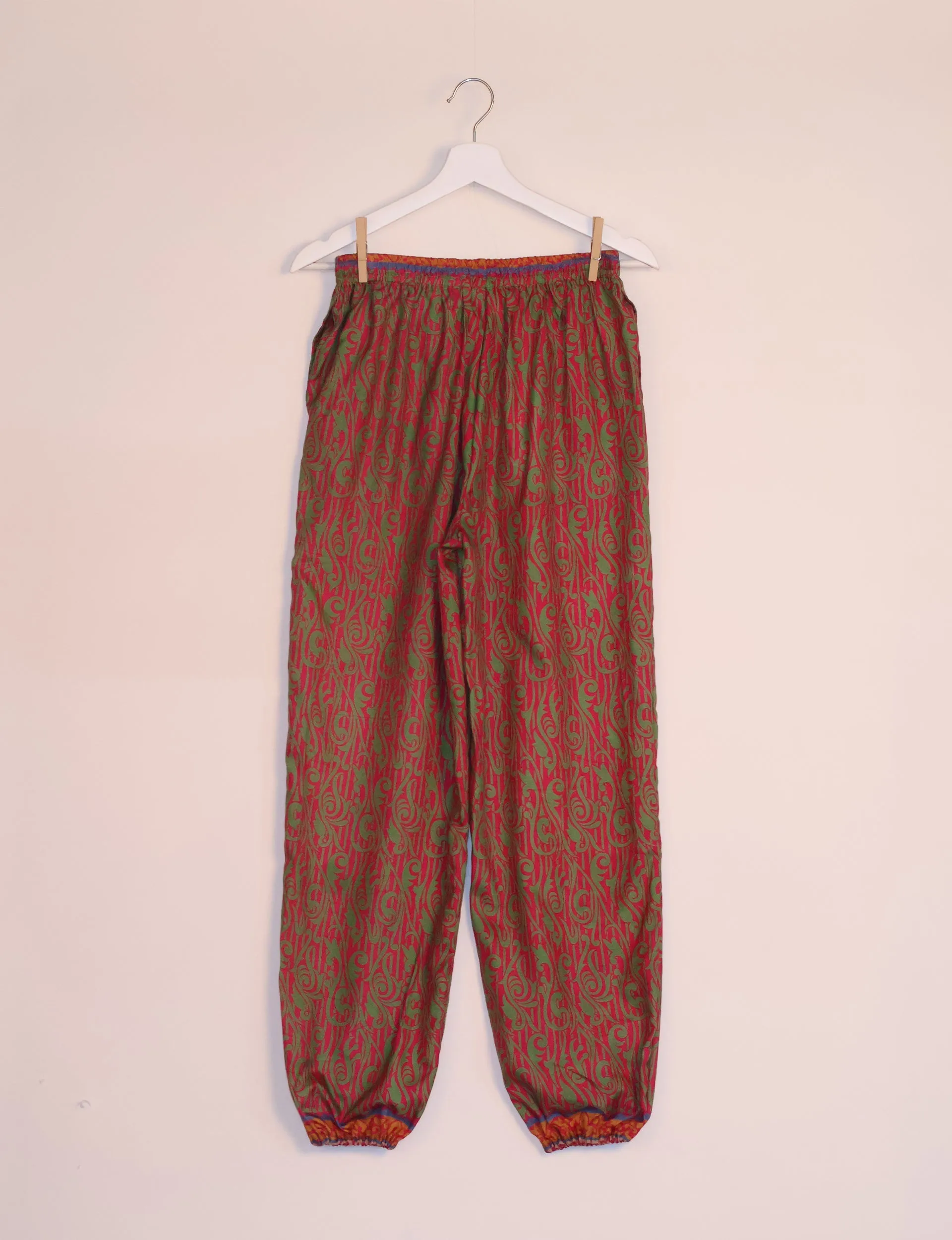 JOGGER PANTS
