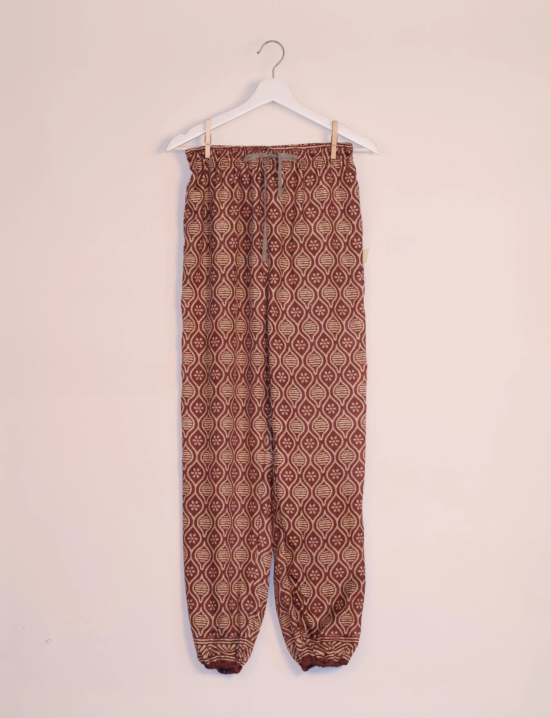 JOGGER PANTS