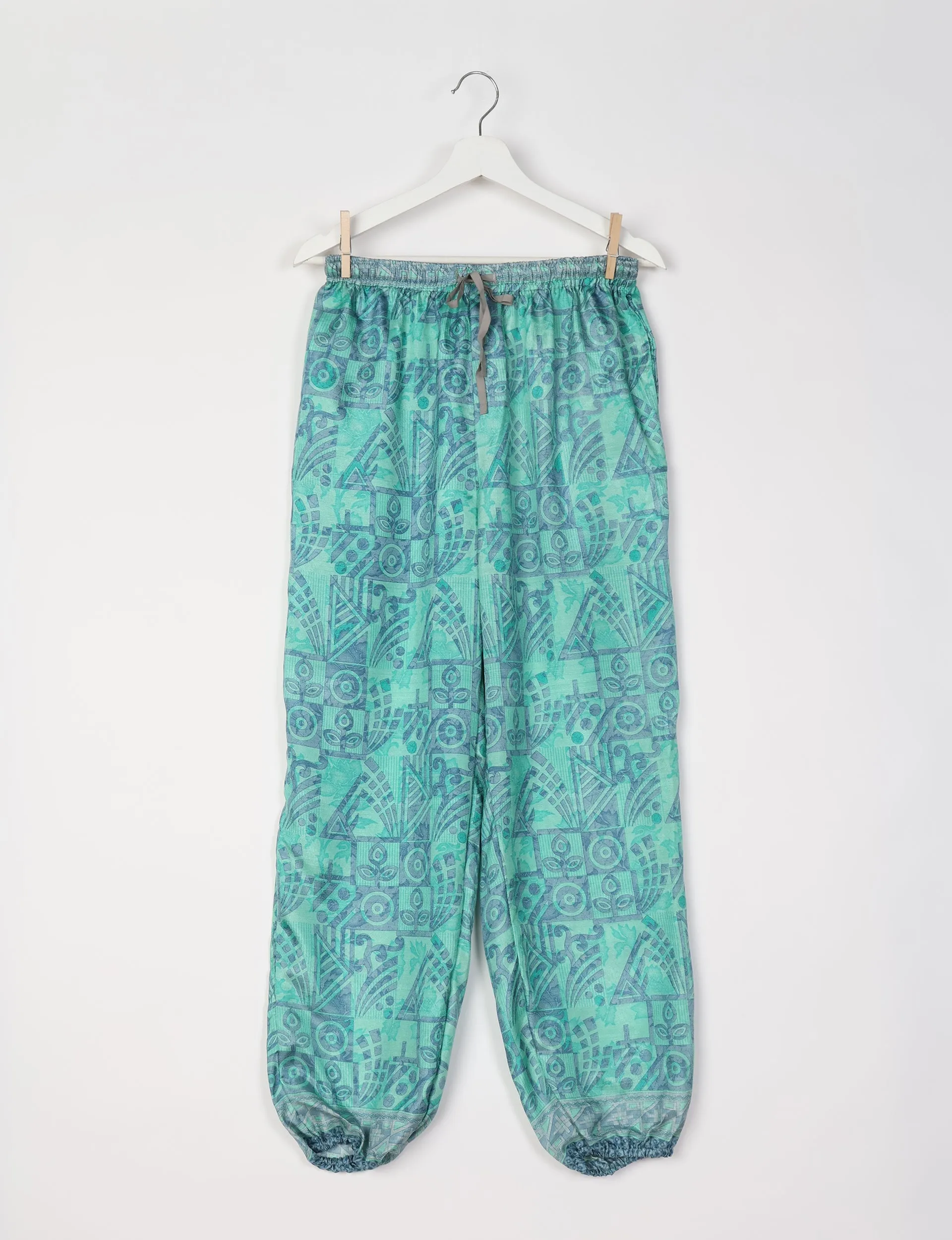 JOGGER PANTS