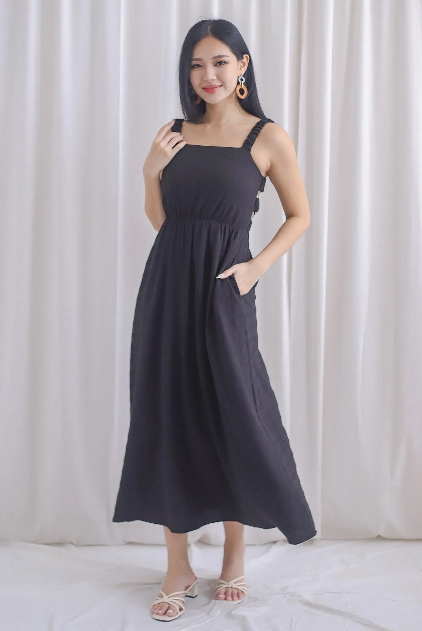 Kennedy Ruched Strap Ladder Back Dress In Black