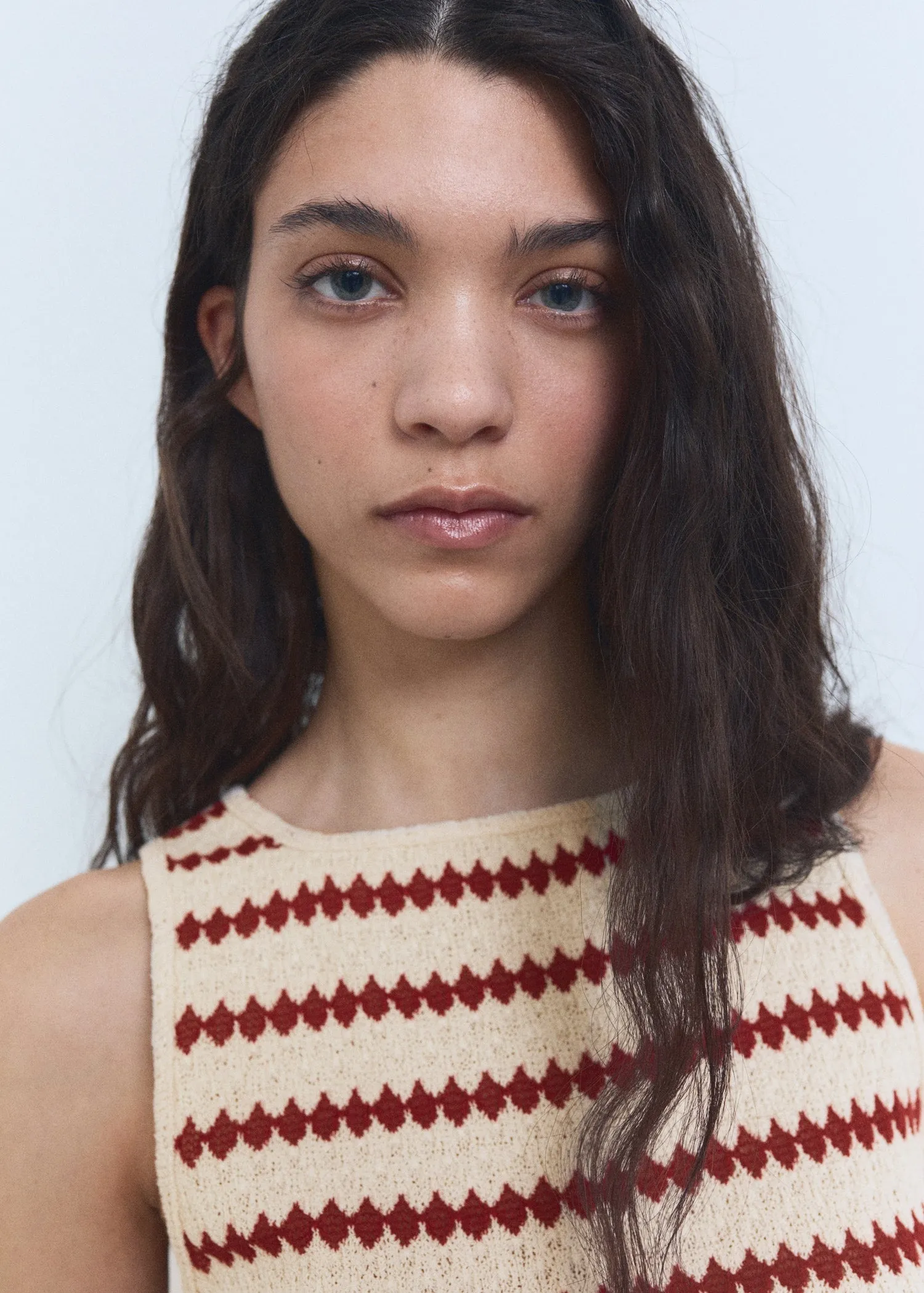 Knitted top with geometric print