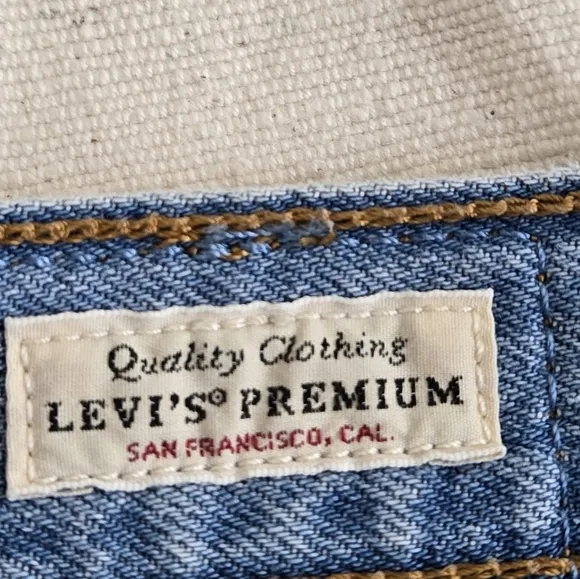 Levi's® Premium 501 Mid Thigh Cutoff High Rise Blue Denim Shorts size 26
