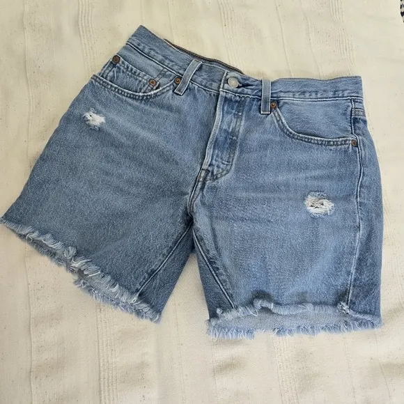 Levi's® Premium 501 Mid Thigh Cutoff High Rise Blue Denim Shorts size 26