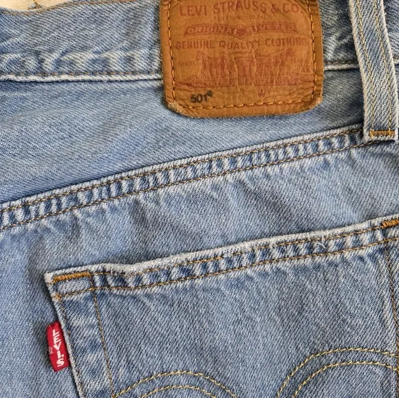 Levi's® Premium 501 Mid Thigh Cutoff High Rise Blue Denim Shorts size 26