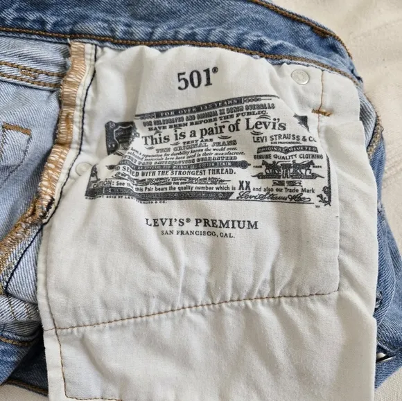 Levi's® Premium 501 Mid Thigh Cutoff High Rise Blue Denim Shorts size 26