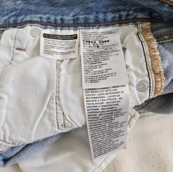 Levi's® Premium 501 Mid Thigh Cutoff High Rise Blue Denim Shorts size 26