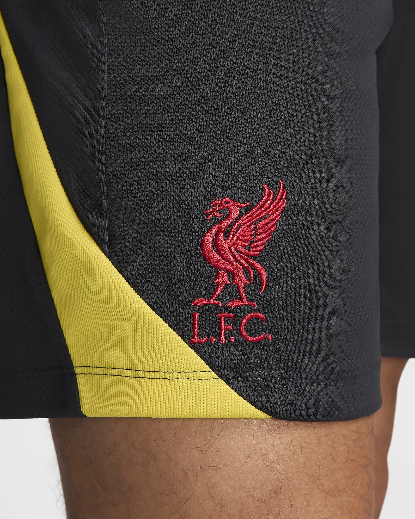 Liverpool F.C. Strike Third Men's Nike Dri-FIT Football Knit Shorts