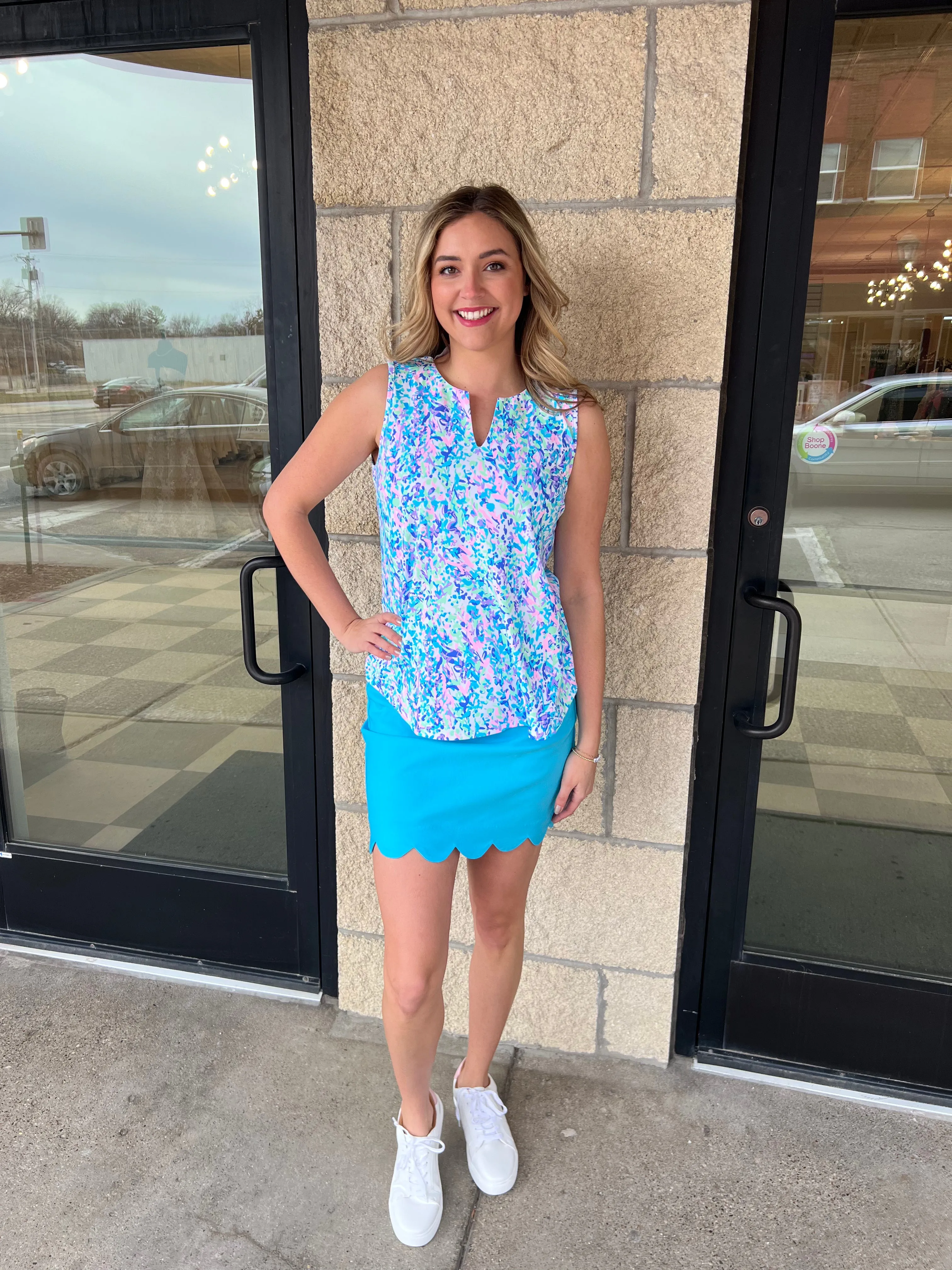 Lulu-B Sleeveless Keyhole Top
