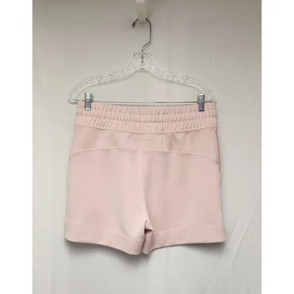 Lululemon Scuba High-Rise Short 5&quot; Size 10 Color Pink