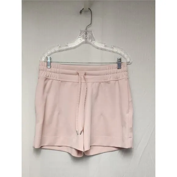 Lululemon Scuba High-Rise Short 5&quot; Size 10 Color Pink