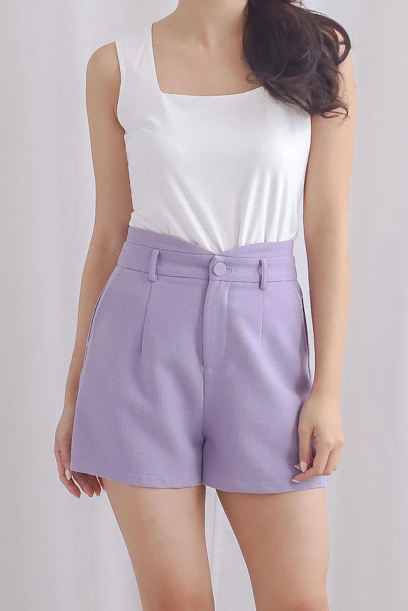 Lyssie Detail Front Shorts In Periwinkle