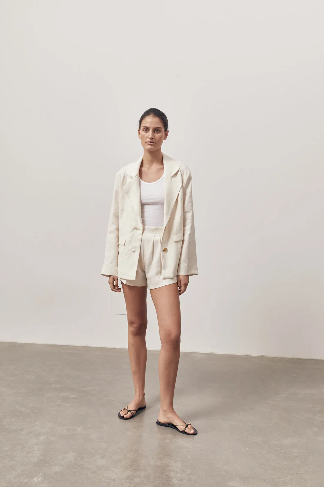 MAYA MINI SHORTS - CREAM