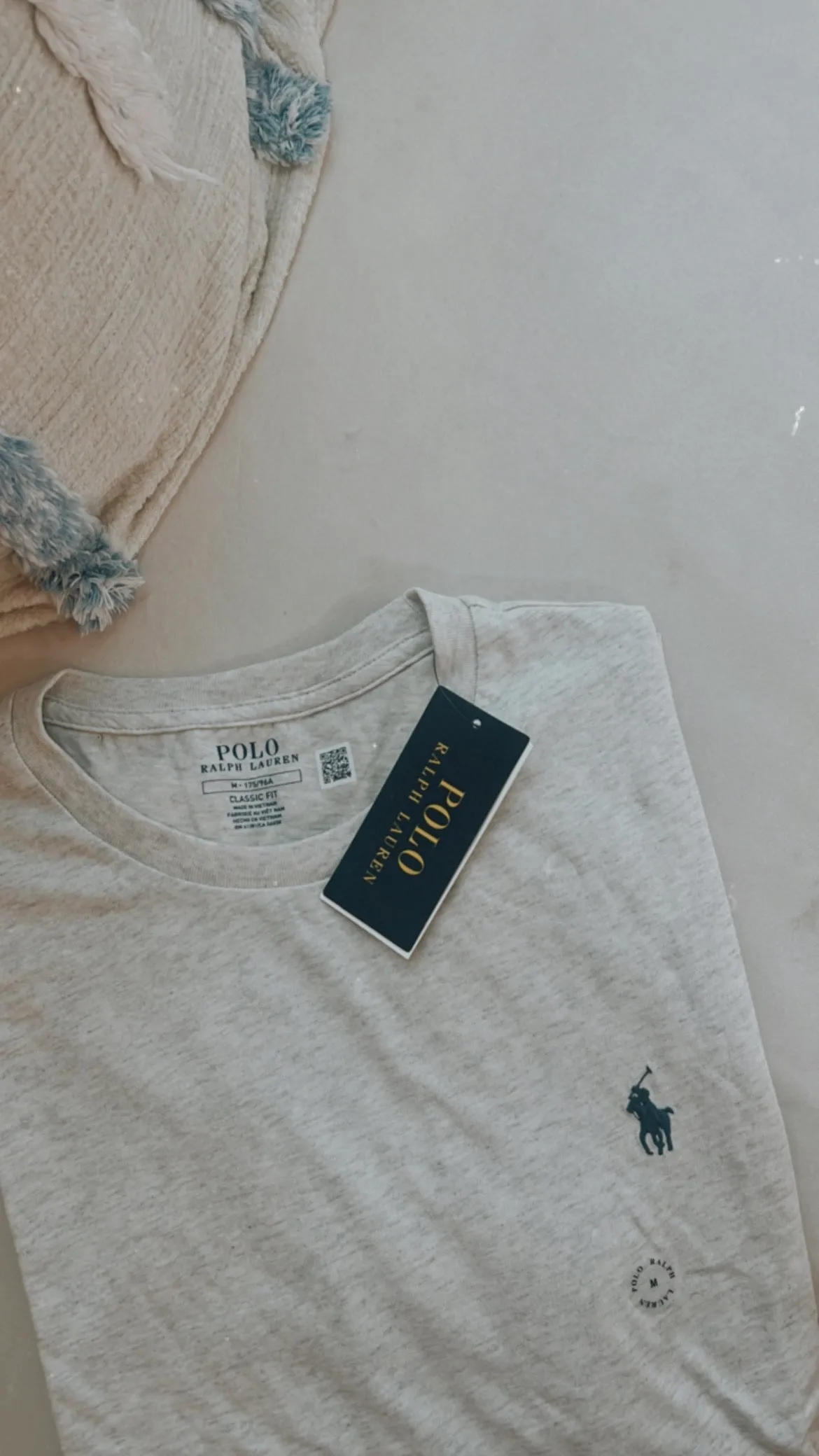 Men Crewneck Tee