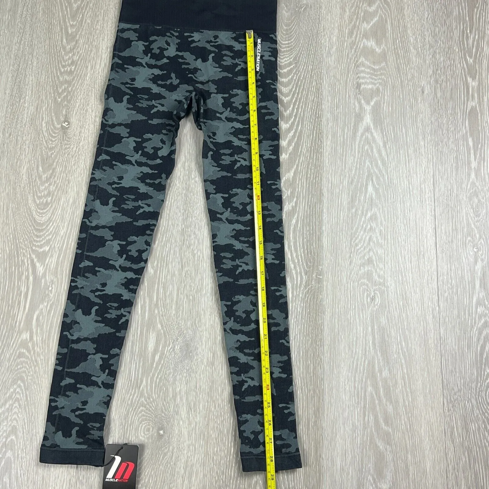 Muscle Nation Womens Cameo Cropped Leggings Size XS (New)
