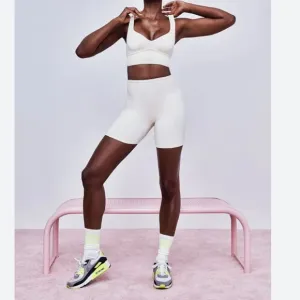 NWT For Love And Lemons Dani Cream Bike Shorts High-Waisted Medium