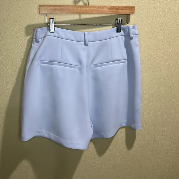 NWT Good American high waisted Luxe Suiting Trouser Shorts | size 10/30