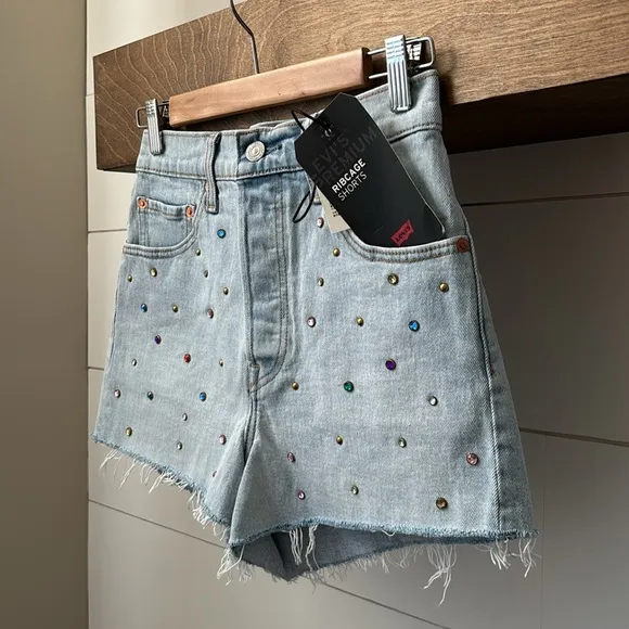 NWT Levi’s Premium Ribcage Studded Shorts, Lucky Sevens, 27
