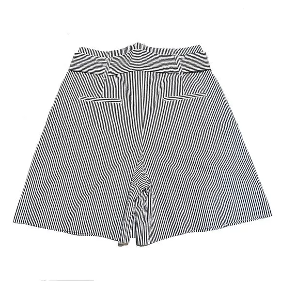 NWT Tyler Boe Black and White Striped Shorts Women's 8