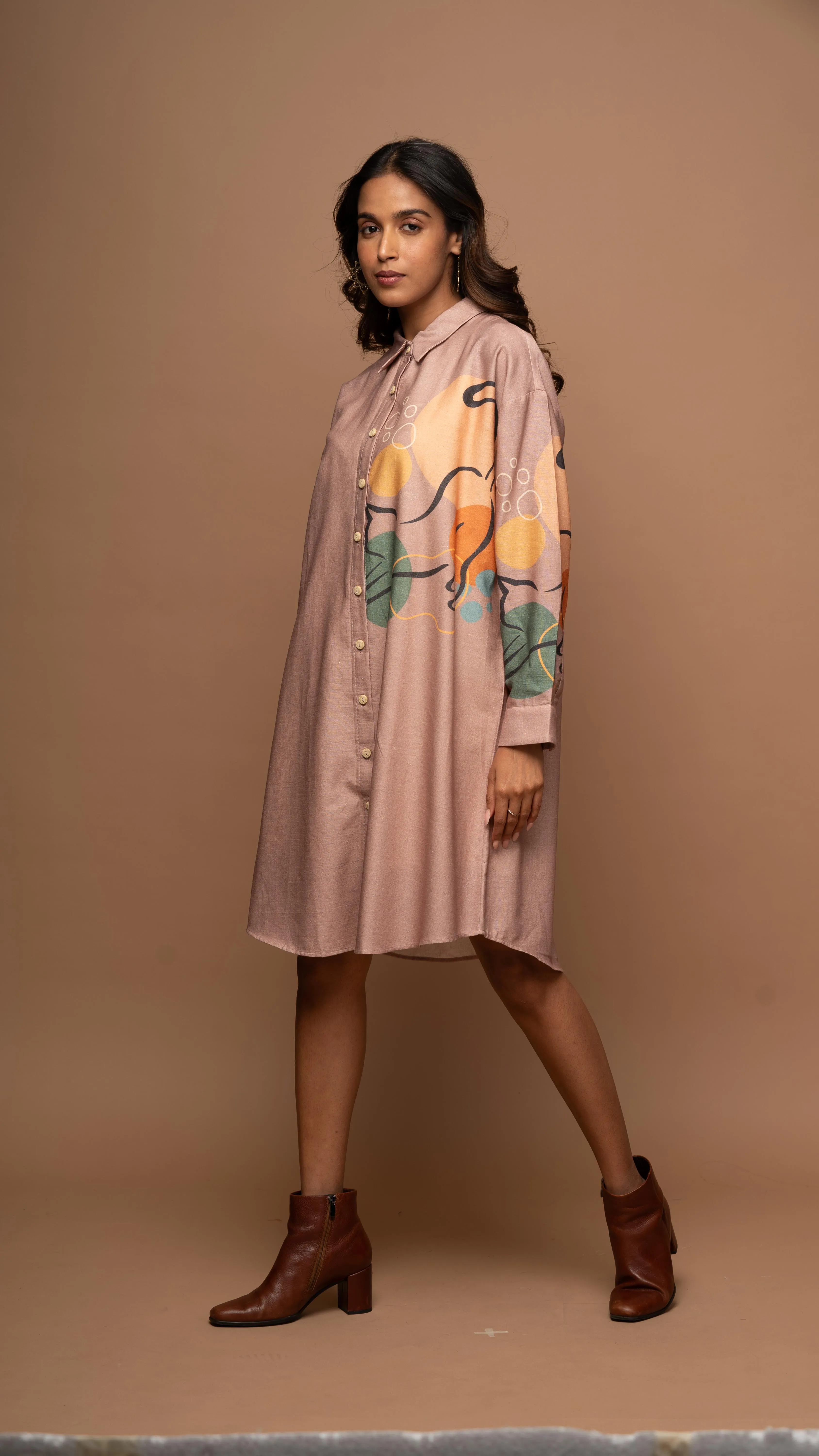 Pale Mauve Zooming Kitty Shirt Dress