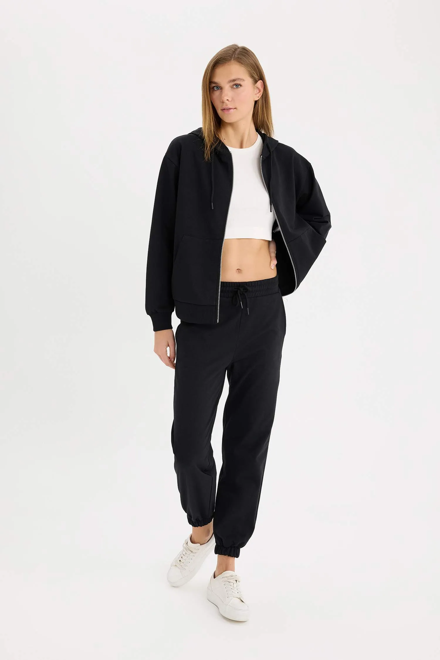 Pocketed Jogger Pants